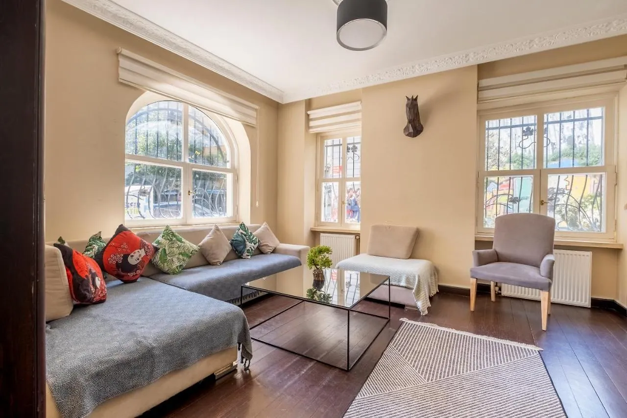 Designer Flat, 3Br, 2Ba Apartment Istanbul